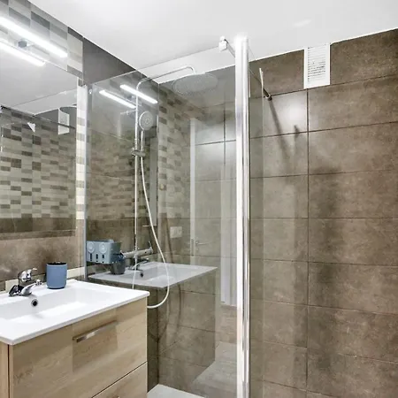 Apartment Modern In Playa De Americas