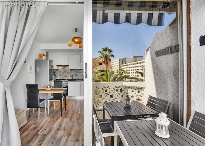 Modern In Playa De Americas * 플라야데라스아메리카스