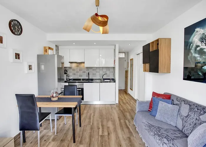 公寓 Modern In Playa De Americas 美洲海滩