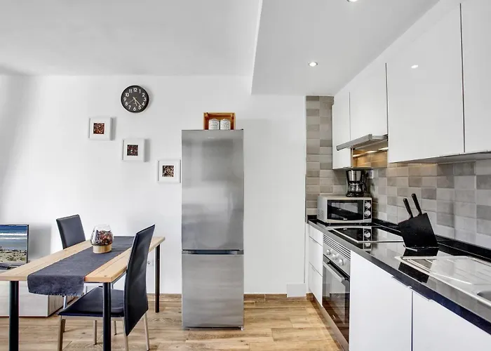 Modern In Playa De Americas *